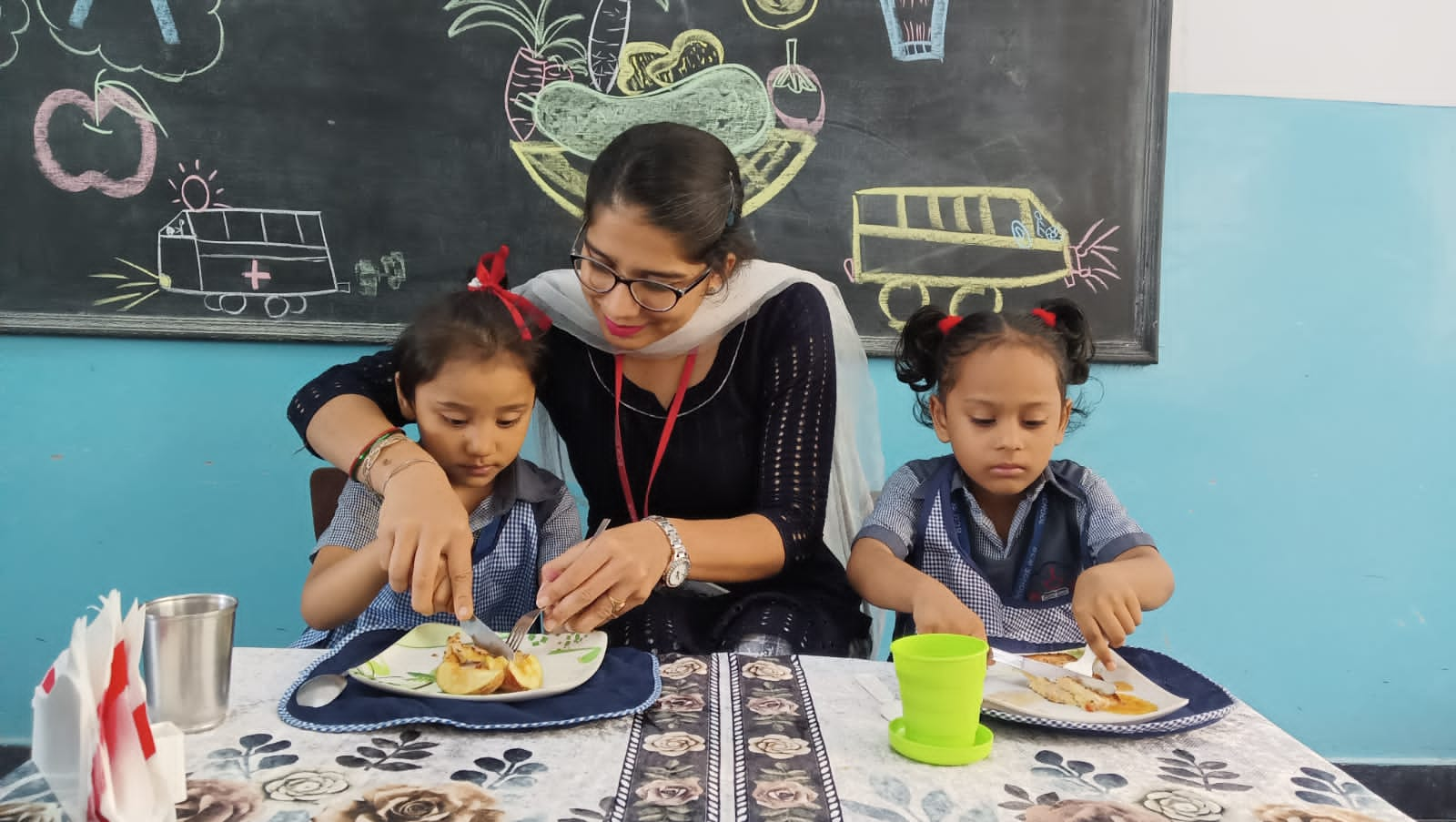 TABLE MANNERS WEEK